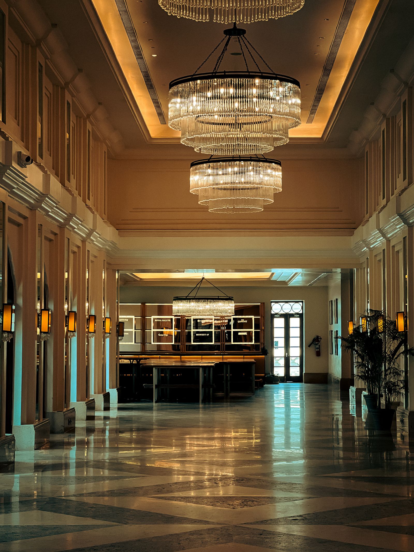 Hotel 4