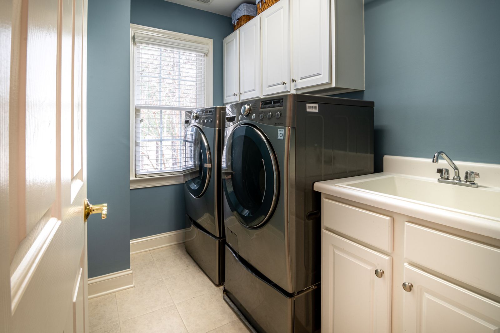 Laundry room 4