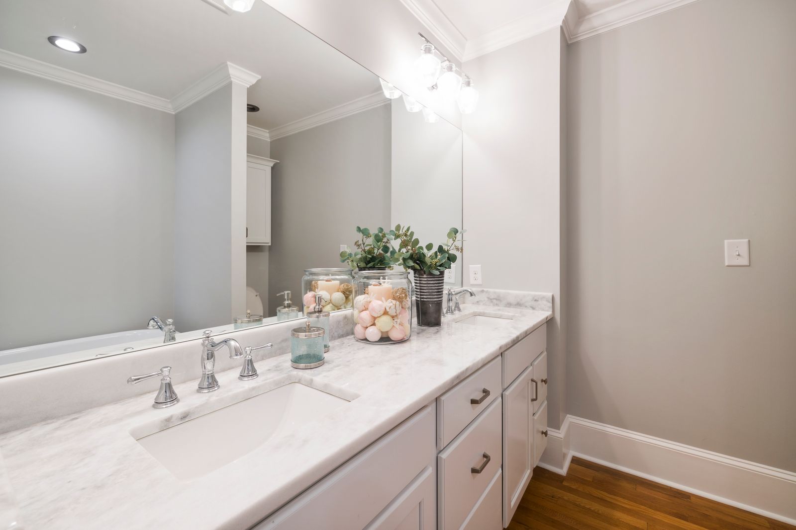 Wash room 1
